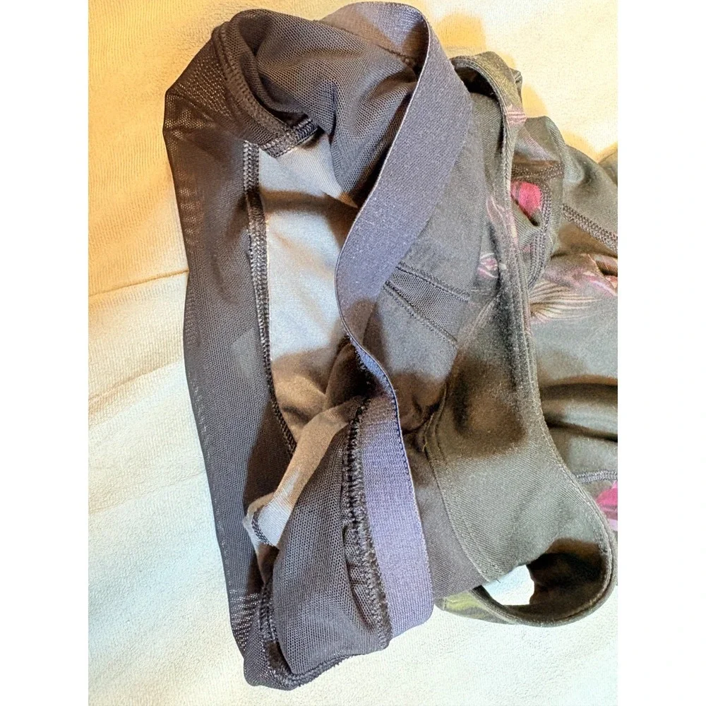 Lululemon Scoop Neck Tank Midnight Iris Black Floral Workout Top Racerback 4 - Picture 10 of 11